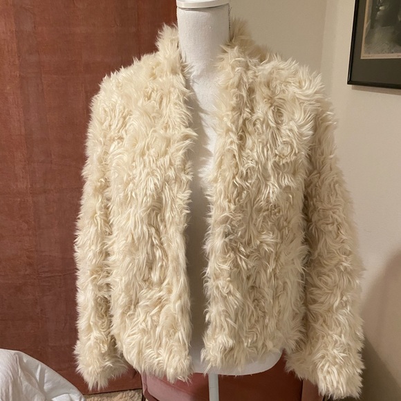 Vince Jackets & Blazers - Vince Faux Fur Fully lined Jacket